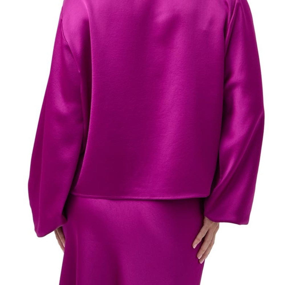 NWOT Trina Turk Magenta Satin Blouse - Picture 4 of 6